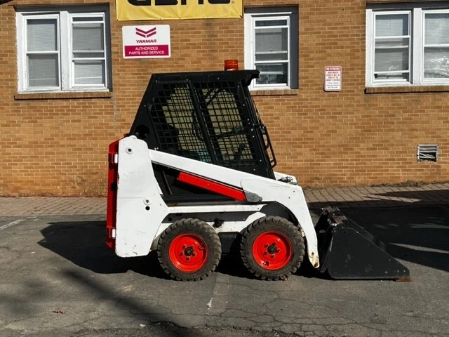 CARGADORA BOBCAT S70  Foto 1 de 4