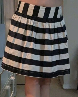 Falda completa plisada a rayas azul marino y blanco mng by mango talla 8-10 Foto 1 de 4