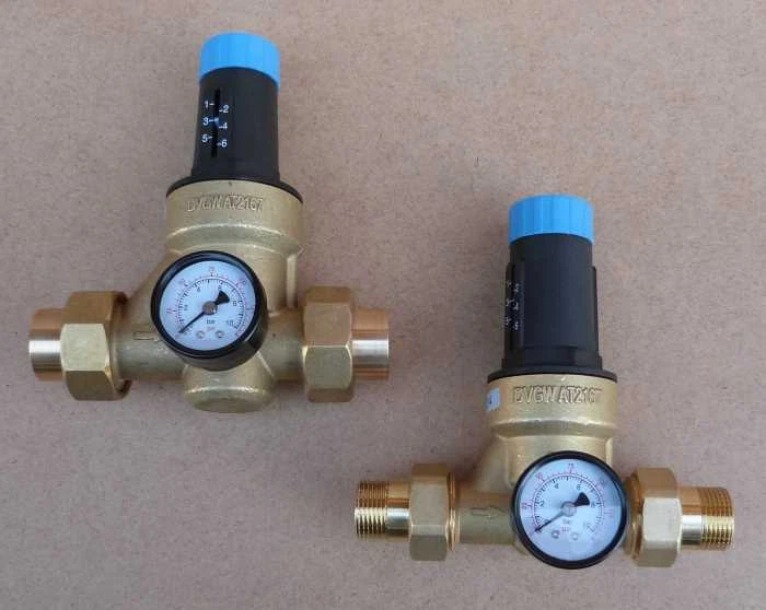 Druckminderer Watts incl. Manometer mit Löt.- oder Gewindeverschraubung