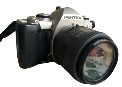 Pentax ZX-M 35mm SLR Film Camera with SMC Pentax-A 1;4-5.6 /35-80mm - Image 1 of 4