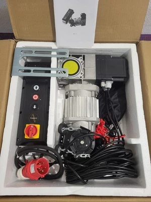 Flexiforce Frequenz 400-100 Industrietor-Antrieb _22.2_5 - Bild 1 von 4