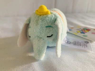 Disney Store Tsum Tsum Dumbo Peluche Apilable Mini (Nuevo Con Etiquetas) Foto 1 de 4