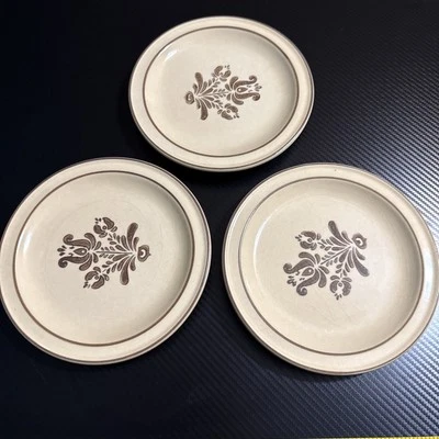 Vintage Pfaltzgraff Stoneware Village Set of 3 Dinner Plates 7¼" Retired Pattern - Image 1 of 4