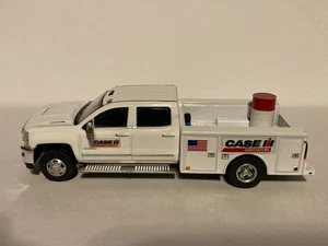 custom 1/64 Chevrolet 3500 HD dually CASE IH tractor / combine service truck - Picture 1 of 6