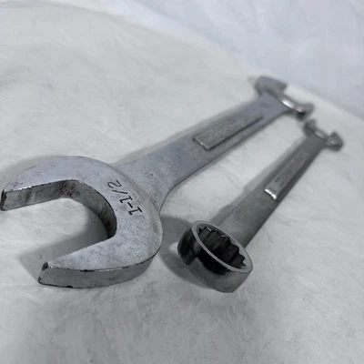 2 Craftsman V-44589 1-1/2 1 5/8 Open End SAE USA Wrenches & 44705 1” - Image 1 of 4