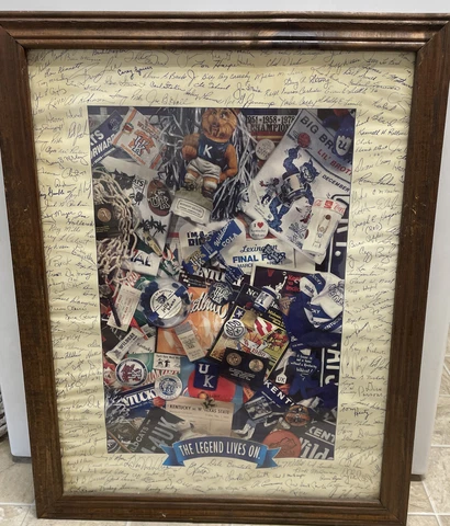 UNIVERSITY OF KENTUCKY WILDCATS - THE LEGEND LIVES ON POSTER- AUTOGRAPHS RARE Cover