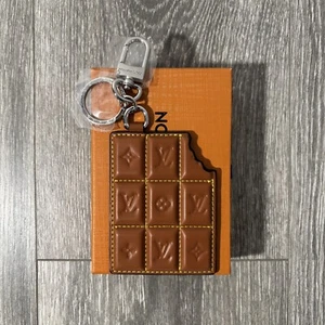 Louis Vuitton Chocolate Bar Figurine Key Holder / Bag Charm - Picture 1 of 4
