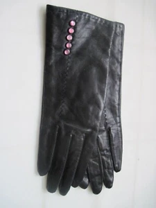 Guantes grandes de cuero de vaca negro para mujer botones morados se adapta a 7,5 de longitud - Imagen 1 de 18