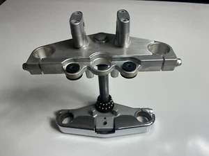 2001 Suzuki GZ250 Marauder Triple Tree Assembly - 01 GZ 250 Low Miles - Picture 1 of 24