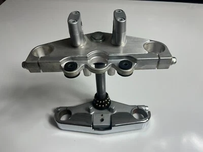 Suzuki GZ250 2001 Marauder triple conjunto de árbol - 01 GZ 250 poco kilometraje Foto 1 de 4