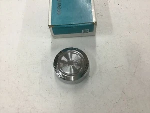 Corvette 1967 NOS Rally wheel center cap/emblem #3964515 - Picture 1 of 3