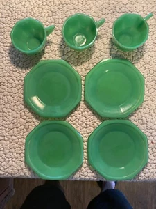 Vintage Jadeite Childs Cups & Saucers! Rare - Picture 1 of 8