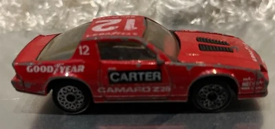 Chevy Camaro IROC Z/28 Carter Goodyear 1985 rojo de colección Matchbox No. 12 Foto 1 de 4