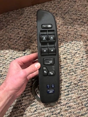 PROBADO 06-09 GMC Envoy Interruptor de ventana lateral del conductor Interruptor de asiento térmico Negro Foto 1 de 4