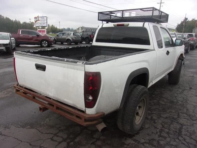 Conjunto de filtro de aire usado se adapta a: Chevrolet Colorado 2006 grado A Foto 1 de 4