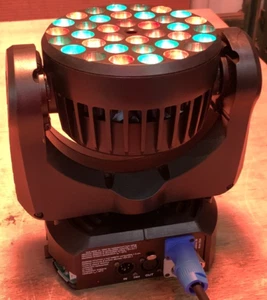Martin MAC 101 Cardboard LED Moving Head Wash Light 26.151 Hours - Broken Case - Bild 1 von 19