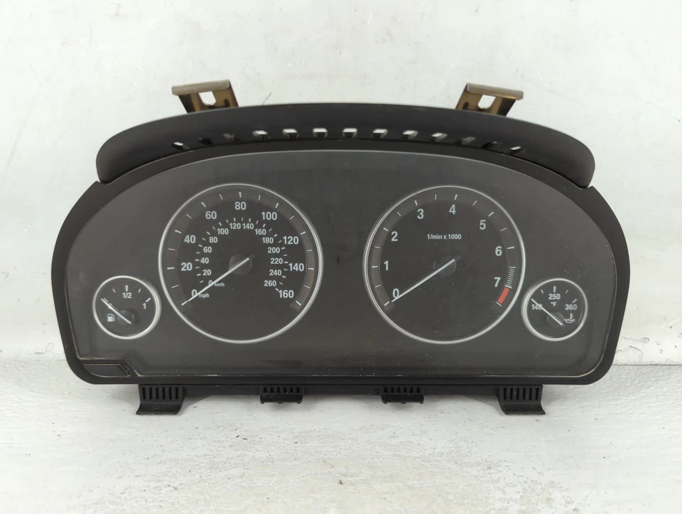 Cuadro de instrumentos velocímetro BMW 535i 2011-2011 medidores ZVOKD Foto 1 de 4
