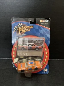 2002 Action Winners Circle Dale Earnhardt #30 Army Chevrolet Malibu Orange NIP - Picture 1 of 2