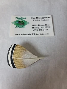 Dan Brueggeman Wildlife Sculptor Wood Feather Brooch Missouri - Picture 1 of 6