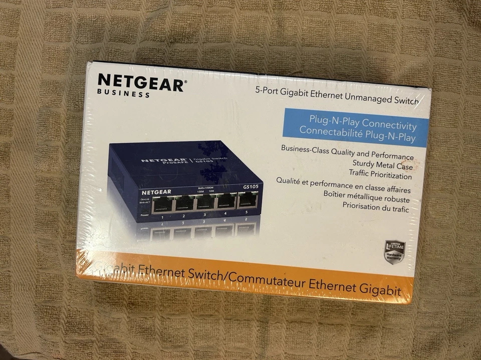 NETGEAR PROSAFE GS105 GS105NA 5-Port Gigabit Desktop Switch Sealed New in Box - Image 1 of 1