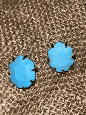Kendra Scott Morgan Veined Turquoise Blue Stud Yellow Gold Plated Earrings - Image 1 of 4