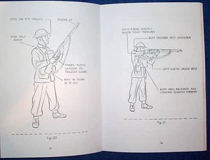 1943 AUSTRALIAN ARMY MANUAL RIFLE - SMLE NO1 MK3* & NO4 BOOKLET WW2 A5 - Picture 1 of 2