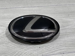 2019-2022 Lexus ES350 front grill emblem radar emblem 53141-33170 - Bild 1 von 9