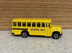 Vintage Hot Wheels School Bus 1988 Yellow Made In Malaysia 3” - Picture 1 of 9