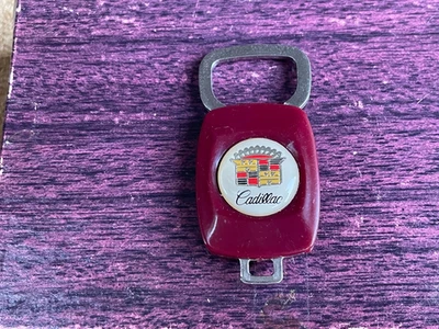Vintage 1970s 1980s Cadillac Crest Spring Loaded Key Ring Keychain Red - Image 1 of 2