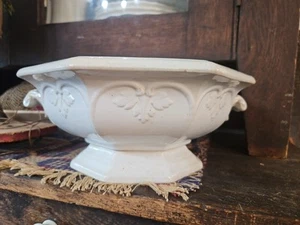 Stunning Antique Pankhurst &Co White Ironstone Sauce Tureen Pedestal Base No Lid - Picture 1 of 24