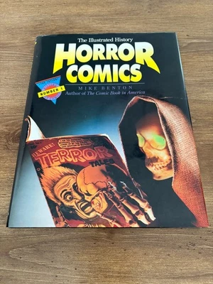 Cómics ilustrados de historia de terror Vol. Libro de tapa dura #1 Mike Benton 3 J349 Foto 1 de 2