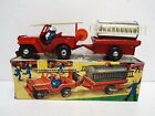 VINTAGE TINPLATE FRENCH WILLYS FIRE JEEP & TRAILER WITH FIGURES BOXED (AM69)
