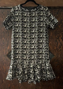 Aqua Women's Black White Gold Metallic Houndstooth Dress Size Large - Picture 1 of 9