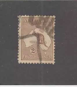 AUSTRALIA (MK3801) # 11 VF-USED 2sh KANGAROO & MAP /1913 /BROWN CAT VALUE $140 - Picture 1 of 1