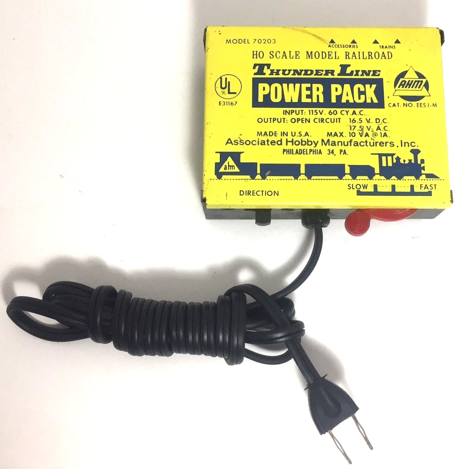 Thunder Line Power Pack Model 70203 HQ Transformer AHM 10V Tested And Working - Image 1 of 4