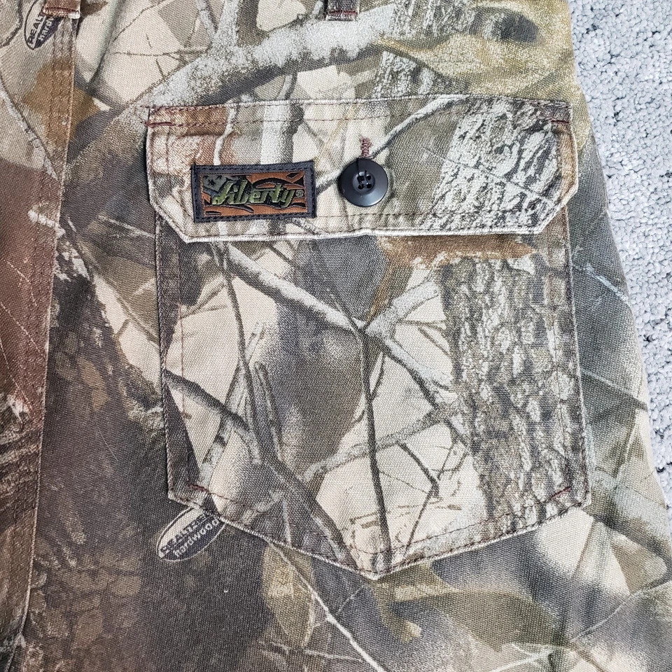 Liberty Camo Cargo Pants Mens 32 Realtree Hardwoods Hunting Adjustable Waist - Image 1 of 4