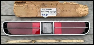 Vintage NOS 1971 Dodge Coronet Right Tail Light Lens 4dr  B/U Mopar Chryco - Picture 1 of 3