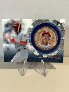 2020 Topps Update Coin Card Relic Rhys Hoskins #TBC-RH Philadelphia Phillies - Picture 1 of 2