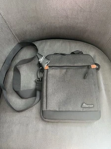 New SIMTOP Tablet Sleeve Bag iPad Bag 10  inch Gray - Picture 1 of 7