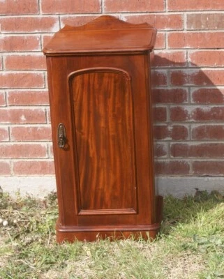 Bela mesa de cabeceira antiga de mogno eduardiano inglês britânico armário vaso  - Imagem 1 de 4