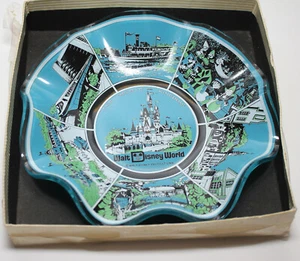 Plato de caramelo WALT DISNEY WORLD vintage años 70 cuenco vidrio 7 pulgadas Magic Kingdom - Imagen 1 de 5