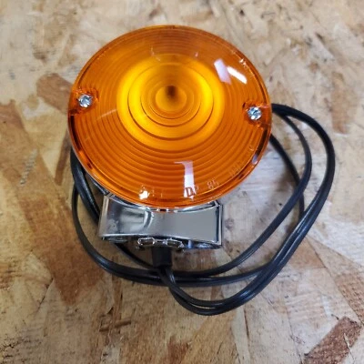 Lámpara de señal de giro delantera Harley-Davidson FLTC Tour Glide 1988-1993 68398-88 Foto 1 de 4