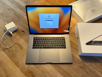 MacBook Pro 15" Touch / Mid-2017 - Bild 1 von 4