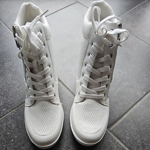 JustFab Damen Sneaker Schuhe Modell Mara Gr. 42 Weiß - Bild 1 von 5