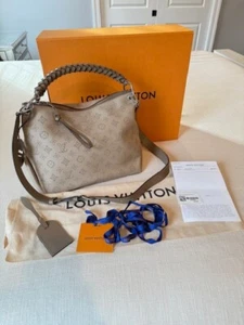 Louis Vuitton Beaubourg Hobo MM Color: Galet - Picture 1 of 8