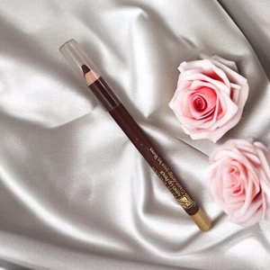 Lápiz delineador de labios Estée Lauder Artist's No. 09 Mocha Writer 4.5" DESCONTINUADO DIFÍCIL DE ENCONTRAR - Imagen 1 de 11