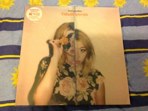 Beabadoobee – Fake It Flowers - RED Vinyl LP album - Picture 1 of 1