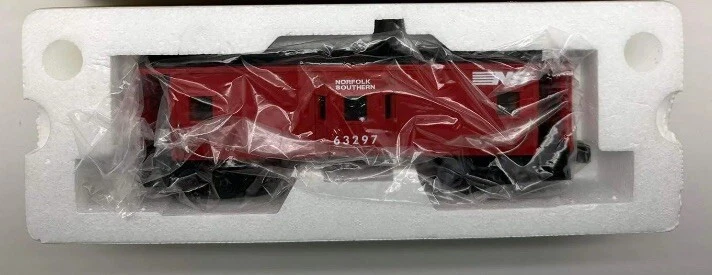 O Rail King MTH Bay Window Caboose 30-7711 Norfolk Southern NS 63297 - Image 1 of 4