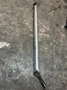 2017 2018 2019 FORD F250 F350 F450 DIESEL DRIVE SHAFT ALUMINUM OEM - Picture 1 of 16