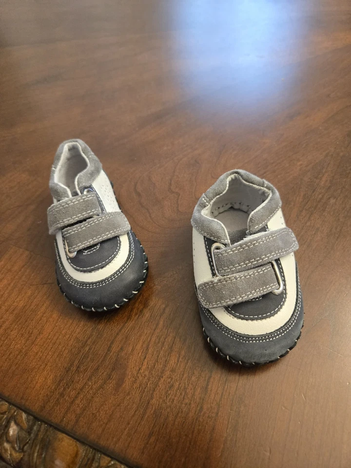 Gently Used Baby Boy 0 - 6 Months Navy Blue And White Pediped Shoes - Image 1 of 2